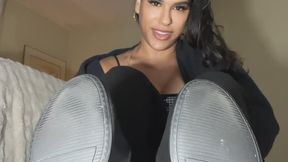 Stinky Sweaty Flats Removal