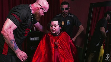 Pocket - Cliente Não Gostou do Corte e Se Recusou a Pagar o Barbeiro e Teve que Pagar Com o Cu (Dobradinha Pocket Profanus Barbearia EP6 & EP5 )
