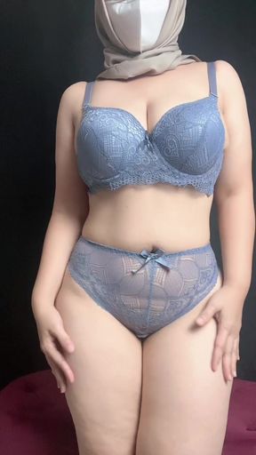 Indonesian hot bikini