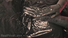 My Fleshi between her Latex Fingers