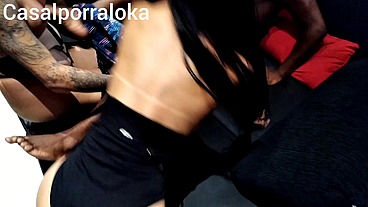 Eu e minha amiga acordamos o negao pra fuder e na dp os dois gozaram dentro de mim