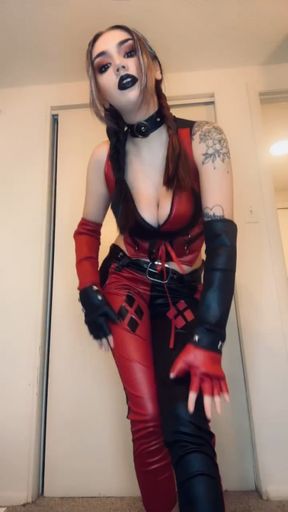 Harley Quinn cosplay strip video♥️🖤