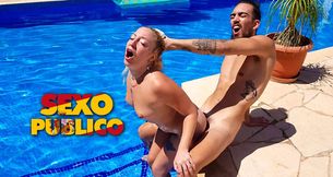 Sexo en la piscina