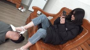 Jiajia Goddess High Heels Shame on Feet, Licking Feet and Sucking on Heels!