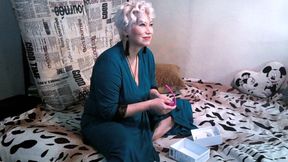 Chubby mature sexy bitch masturbates and passionately cums to classical music...))