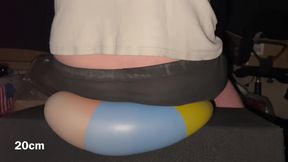 Bigbootylucy and Dragon Crushing 18 Beachballs Togheter 170kg!