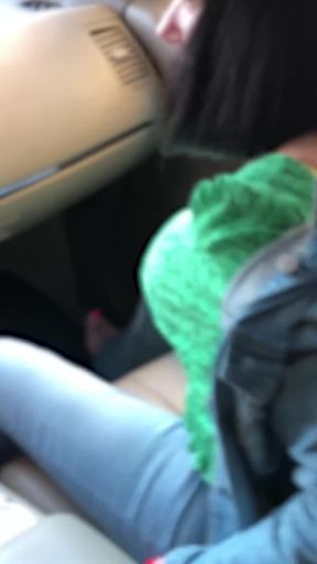 Jordan Perry Squirt Pee and Desperation Pee in My Car