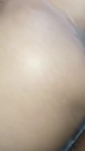 Akkage yaluwek ape gedara awa akka town ekata gihin enakan api denna gattha sepa   Clip 3