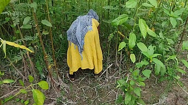 घास काटने गई थी मेरे देवर ने खेत में चोद दिया सलवार सूट पहने जमकर चोदा