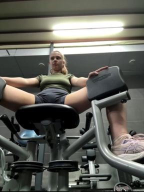Extreme fucking in the gym with jucielussie
