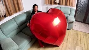 giant heart balloon pvc fetish. balloon pop, deepthroat and cum play