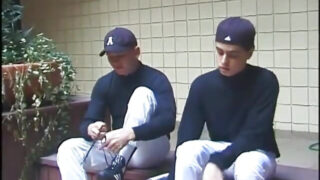 Professeur amateur, salopes gays enculées