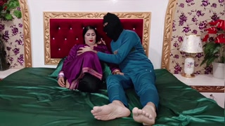 Hot Guy Seduced and Massage Her Step Aunt and He Want Fucks With Him