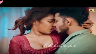 Hottie Hasseina Mastani's Erotic Dance - Old Habits Die Hard