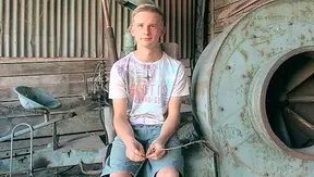 Blonde Twink Gets Wild On Filthy Barn Floor – Steamy Gay Encounter 18+