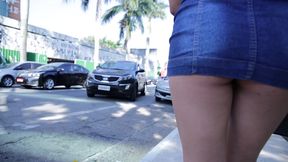 blonde makes cumshot in the face for fifty dollars