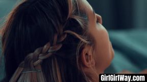 Young dykes Alina Lopez and Kendra Spade indulge in intense rimming