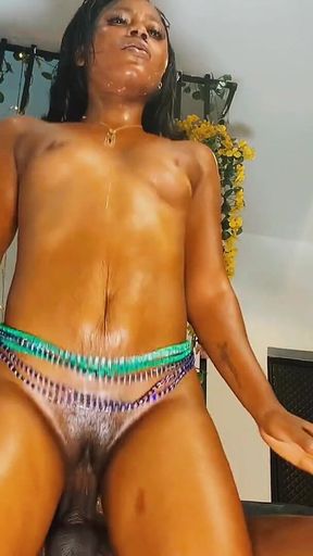 Onion Round Booty Spanked Riding Pato BBC Till Pussy Cream