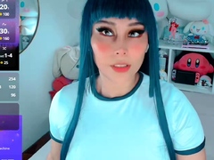 Amateur Webcam Teen Flashes Masturbates