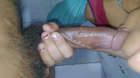 Desi hot wife got fucked at the mall