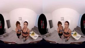VirtualRealPorn com Lifting and pumping
