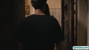 Tbabe masseuse ass fucks her guy client