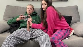 I help my stepbrother to jerk off