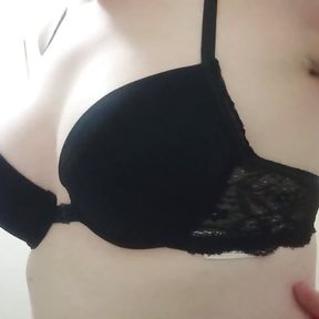 I want someone to rub their cock on my tits + piss