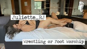 Juliette_RJ Wrestling or Footworship - FOR MOBILE DEVICES USERS - FOOT FETISH - BBW QUEEN - FUN WRESTLING- FOOTWORSHIP - THICK THIGS