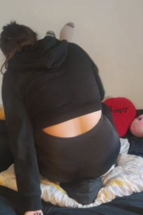 A painful buttdrops session