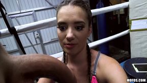 Sporty girl Gia Paige incredible xxx video