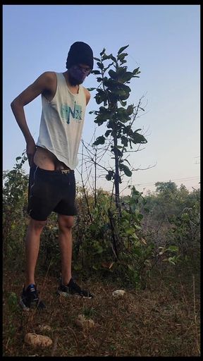 Morning Nude Cumshot in Forest