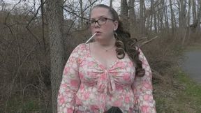 A beautiful day on the nature trail smoking a VS 120