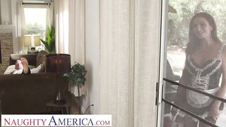 Sexual America - Silvia Saige is well trained inside handling