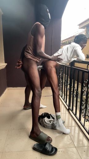 Straight Fuck Outdoor While We Gat Locked Out