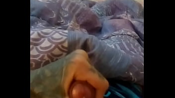 Tatuado magrinho batendo 2