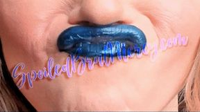 Messy Blue Lipstick Lip Sniff (HD) WMV