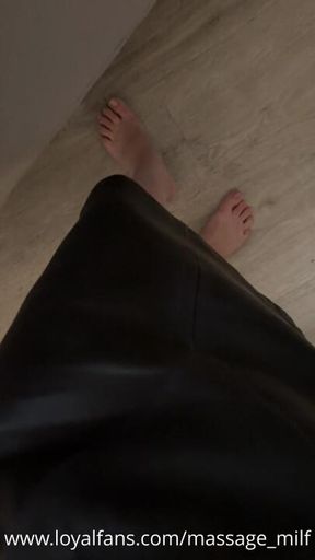 Mr X Gets Some Suction - POV - Leather Lovers