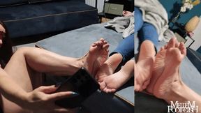 My roommate's feet - FEET JOI - FOOT FETISH - FOOT WORSHIP - FOOT SMELLING - SMELL FETISH - SOLES