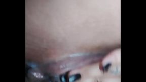 Estava dentro do carro desse corno descendo para baixa e me masturbei na frente dele ate ele ficar com o pau duro ??