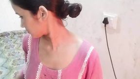 Muslim naukrani ko paise dekar jabar dasti pela
