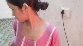 Muslim naukrani ko paise dekar jabar dasti pela