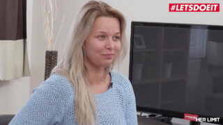 Mike Angelo beukt Nikky Dream’s strakke kont in intense hardcore actie