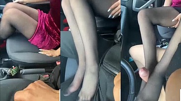 HD OUTDOOR CAR FOOTJOB & CUM (ROLEPLAY- PASSAGGIO IN AUTO CON FOOTJOB & CUM) ALL'APERTO IN MACCHINA