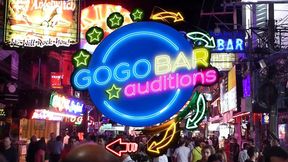 Horny Girl Enjoys Big Cock Deep Inside Her Juicy Pussy