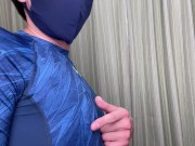 ジム帰り早々にチクニーしてイってしまうヘンタイ大学生【乳首オナニー動画】