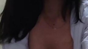 Bokep ABG Indo Andini Viral Pamer Body Pake Seragam