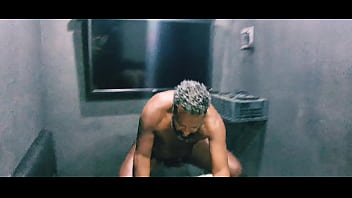 Meu marido queria um coelhinho e resolvi dar pra ele