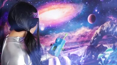 LUX VS ALIENS IS BACK TEASER