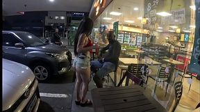 Meneirinha patricinha d&aacute_ mole na noite paulistana e o negao n&atilde_o perdoa fodi sua bucetinha rosada com gosto